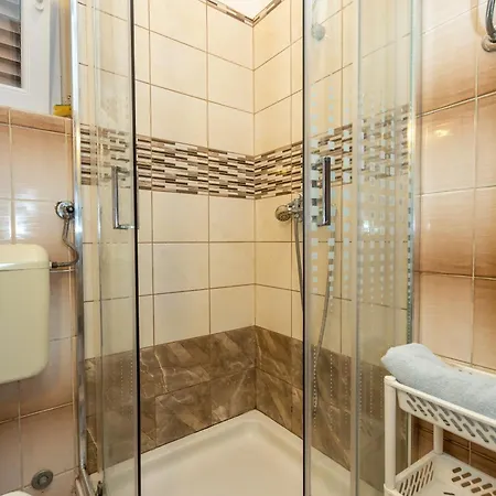 Diana Apartmán *